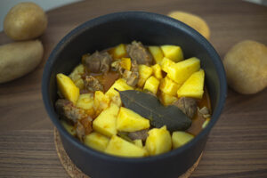 Guiso de patata y pavo