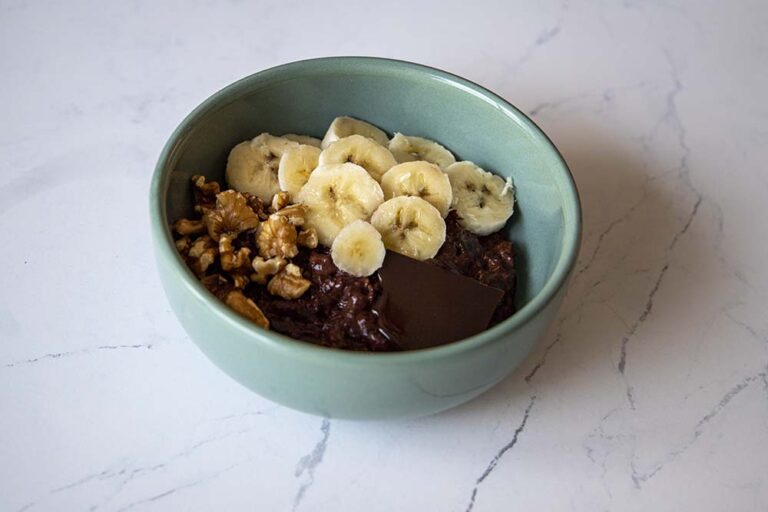 Desayuno saludable: avena con chocolate