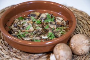 Champiñones al ajillo en air fryer